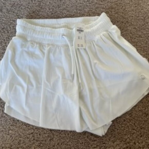 Gilly Hicks Size S White  Go Energized Shorts - Picture 3 of 4